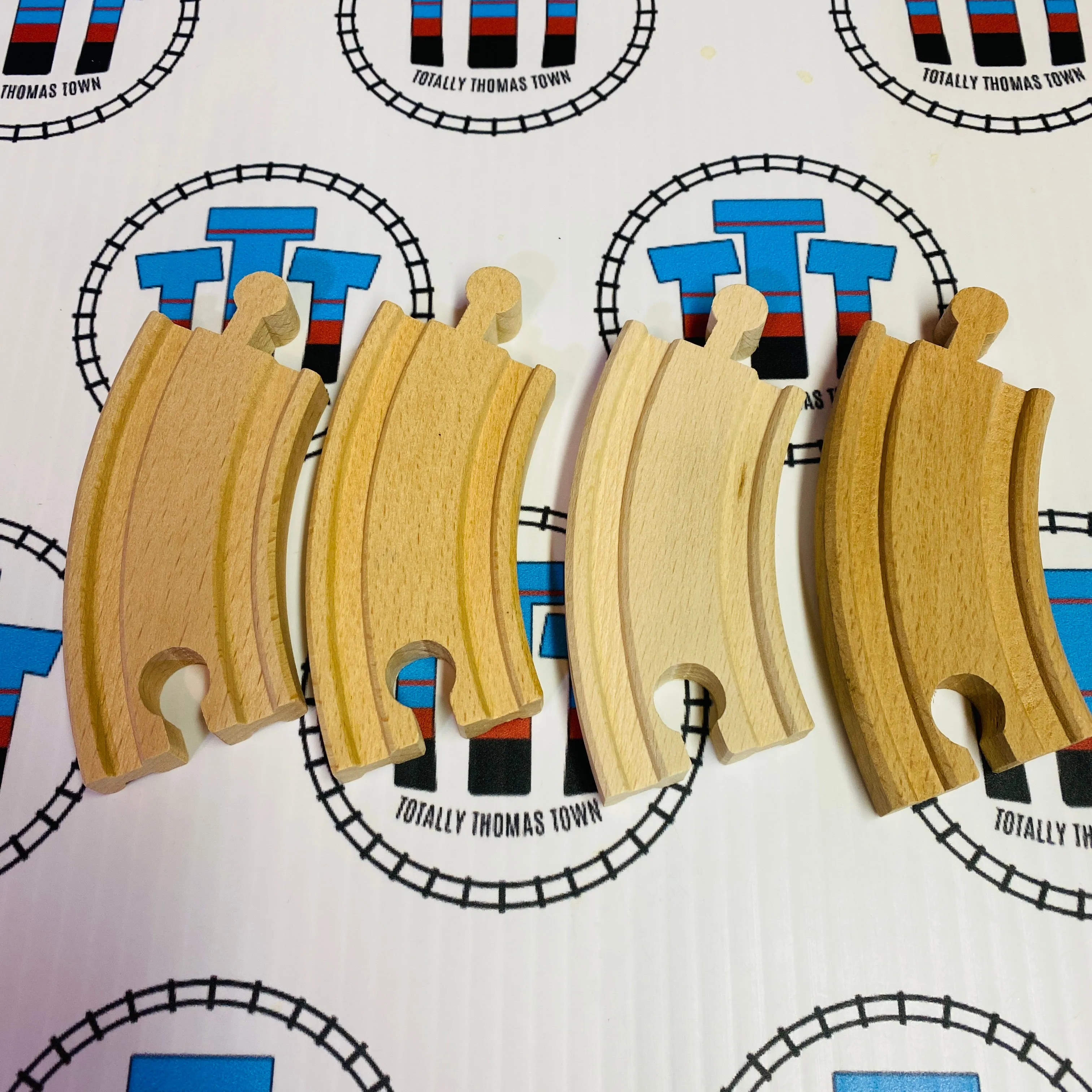 3.5" Curved Track 4 Pieces - BRIO Brand