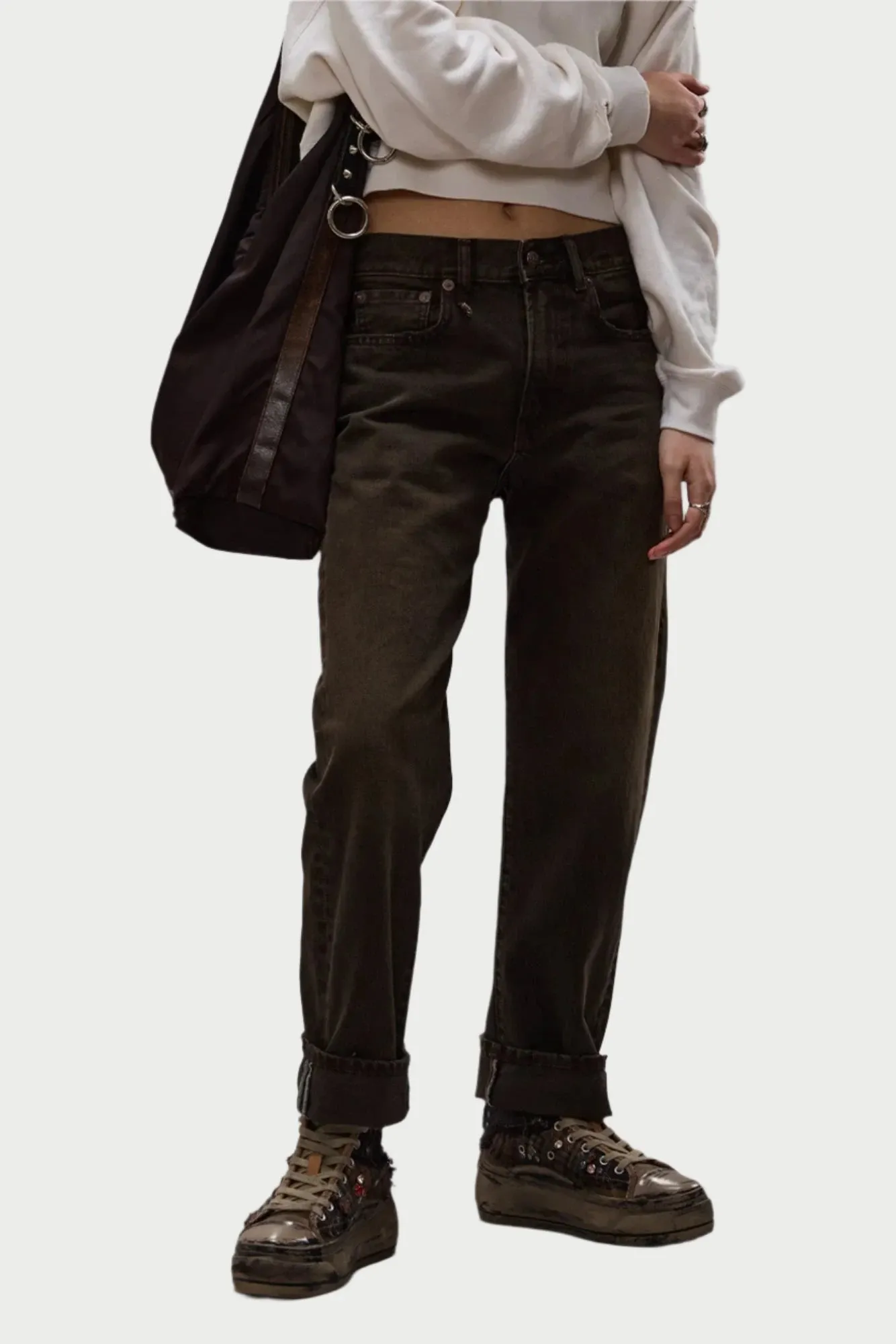 Boyfriend Jeans in Chocolate Brown