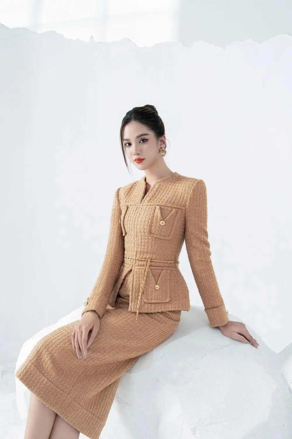 Gigi Peplum V-Neck Tweed Jacket