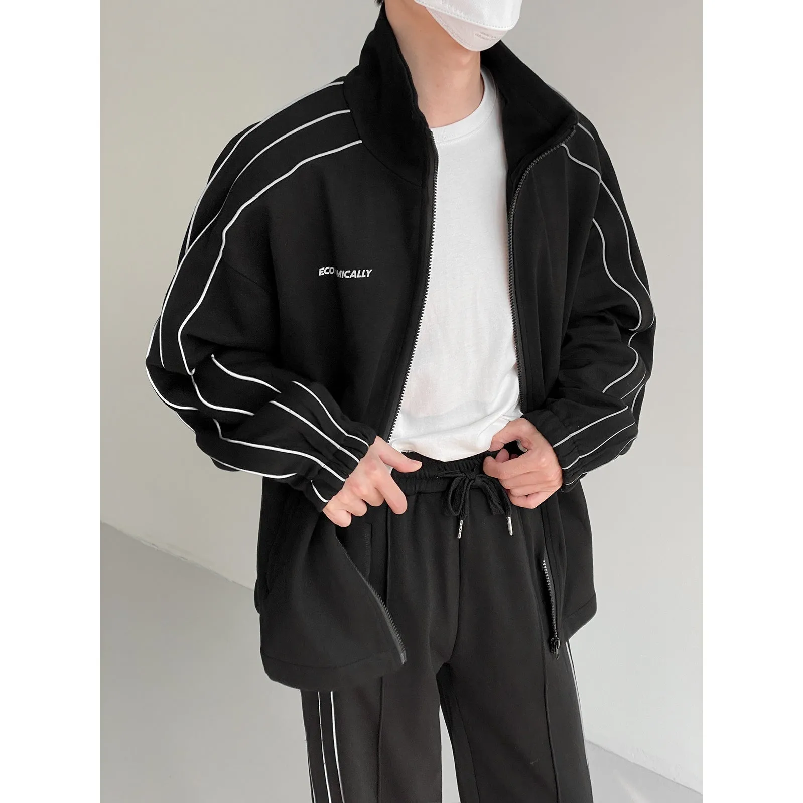 Jinquedai  Old School Track Jacket & Pants Set