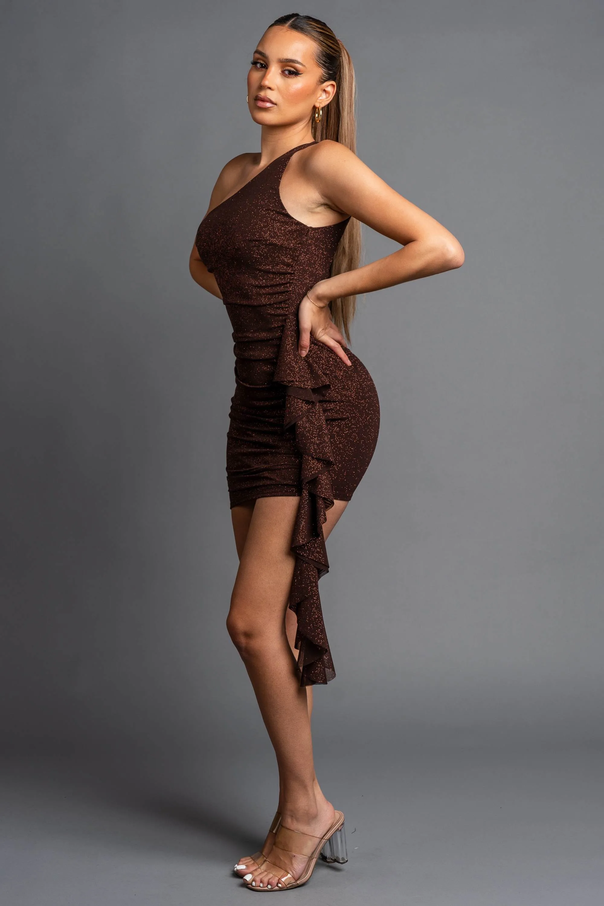 LUXE GLITTER MESH ONE SHOULDER RUFFLED DRAP DRESS